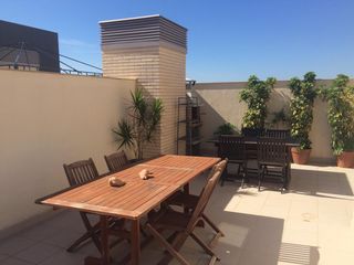 Àtic  Avinguda de les nacions. Ático duplex en alicante