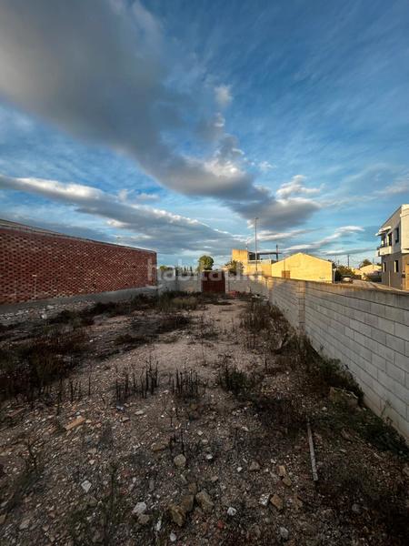 Foto 2270a090-9055-4e66-aaac-61aa434022f2. Terreny residencial a Catral