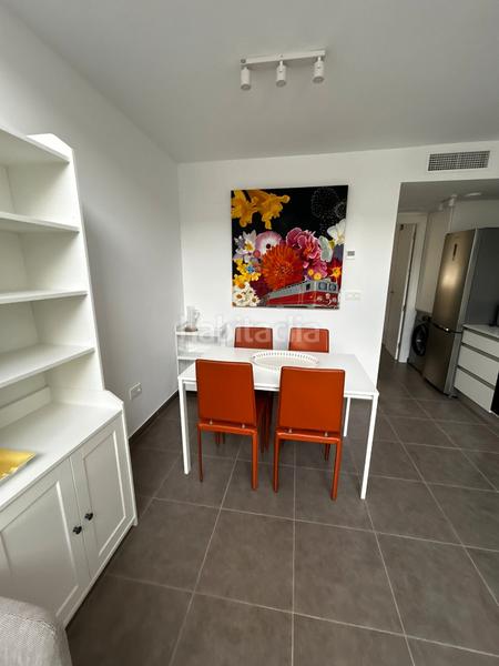 Foto 827785c8-df91-4911-9cf0-b7e0f24bad0a. Casa aparellada amb calefacció aparcament piscina a Alicante