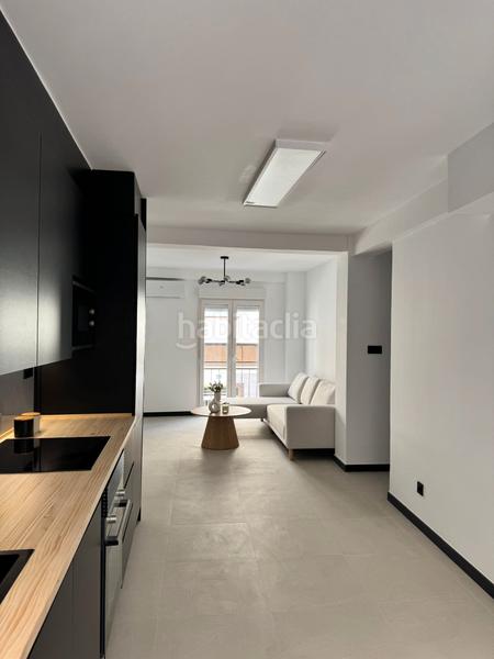 Foto 3dfe01f7-ff88-4eae-9762-d8d2fa1dbbae. Appartement dans carrer ventarich 5 dans Plaza Crevillente - Antiguos Juzgados - El Asilo Elche / Elx