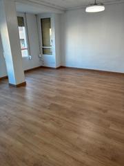 Location Appartement  Carrer benito pérez galdós. Alquiler en elche 850€