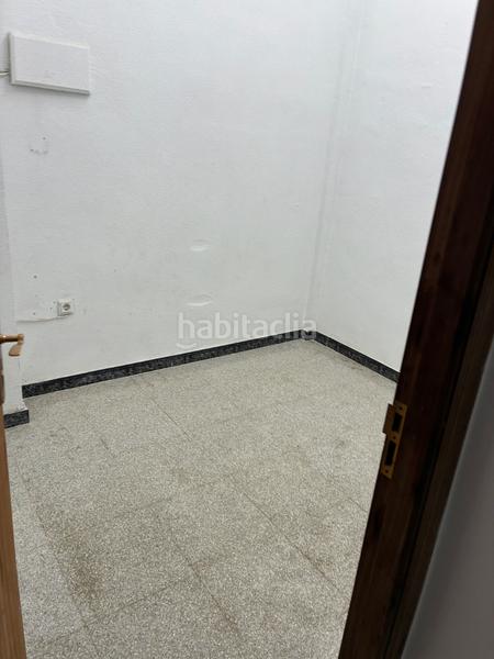 Foto 748abd89-9945-42fe-aef3-2d019a1bf30b. Affitto locale commerciale in Reina Victoria - Miguel Hernández Elche / Elx