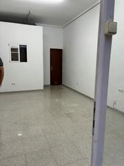 Local Comercial en Carrer Verónica