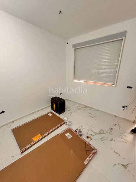 Foto 161f52d5-8294-45cd-9aaa-9523a80e6dc2. Planta baixa a Reina Victoria - Miguel Hernández Elche / Elx