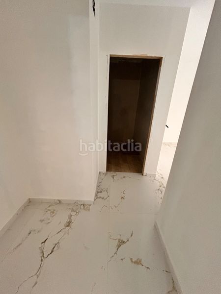 Foto 209749e5-1d3e-4561-ab4c-918e744d2c78. Planta baixa a Reina Victoria - Miguel Hernández Elche / Elx