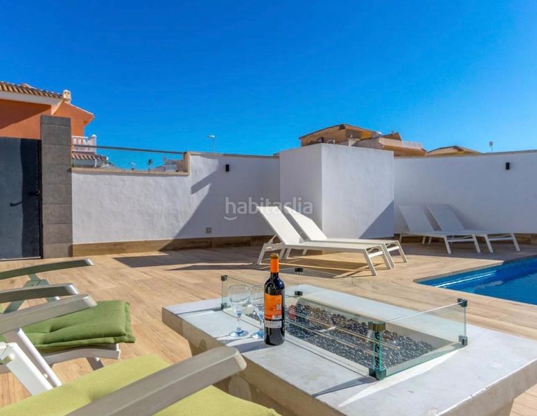 Foto 45a890c7-aefc-43ec-a16b-85e6847a9bdc. Xalet amb piscina a Rojales