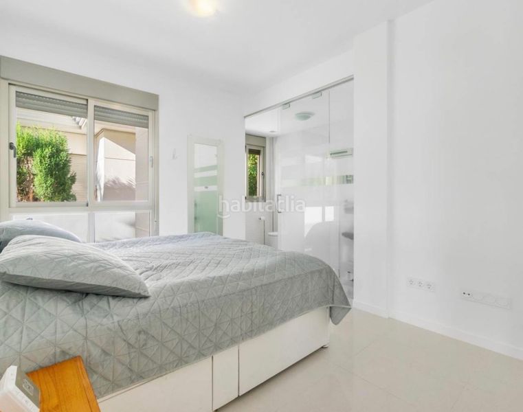 Foto ed76cd44-6cc1-415f-9625-dc81960961a6. Xalet amb piscina a Rojales