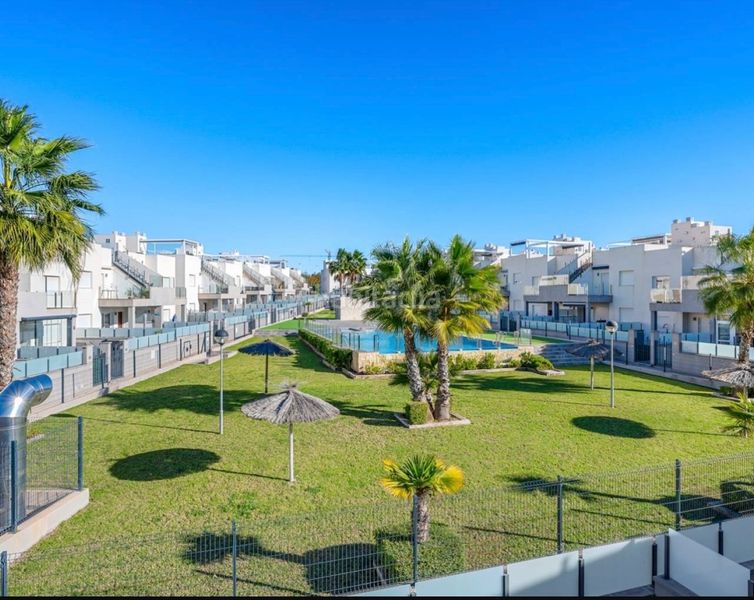 Foto 30d332b4-dab8-4a73-8091-9411929a0c0c. Àtic a Aguas Nuevas Torrevieja