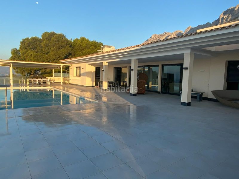 Foto 5080a369-d3d4-45e1-907b-50506d276c19. Xalet amb aparcament piscina a Mascarat Altea