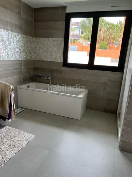 Foto 67fceadd-5b82-4601-9e71-97ccab1d3919. Xalet amb aparcament piscina a Mascarat Altea