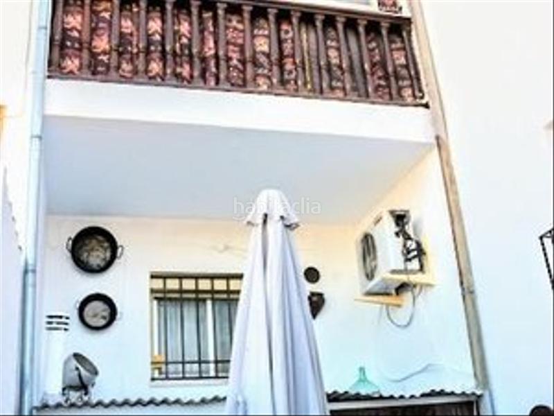 Foto 25c11101-d4cb-4f30-9c83-d65d029dbf32. Chalet with parking in Cuevas Bajas