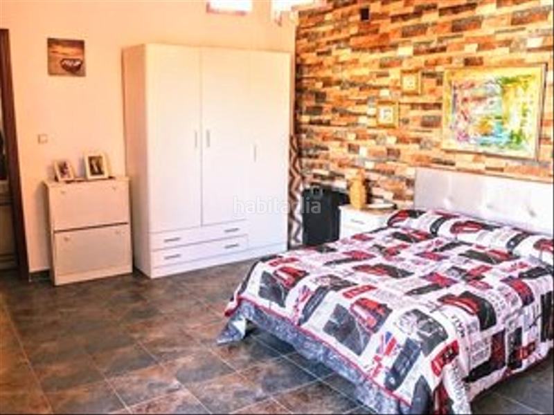 Foto 5a6ee310-7c2b-49c1-a571-a3416bddbbb3. Chalet with parking in Cuevas Bajas