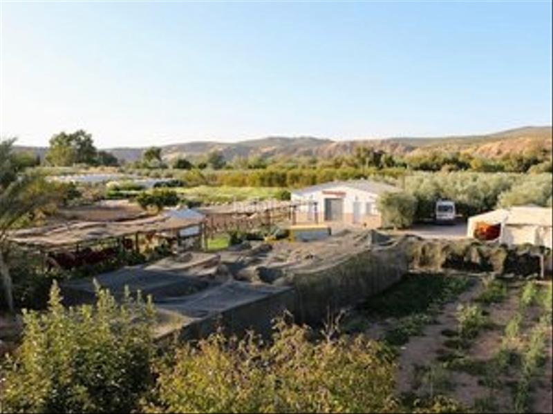 Foto bf599a4c-228b-4741-a188-436d9338b28c. Chalet with parking in Cuevas Bajas