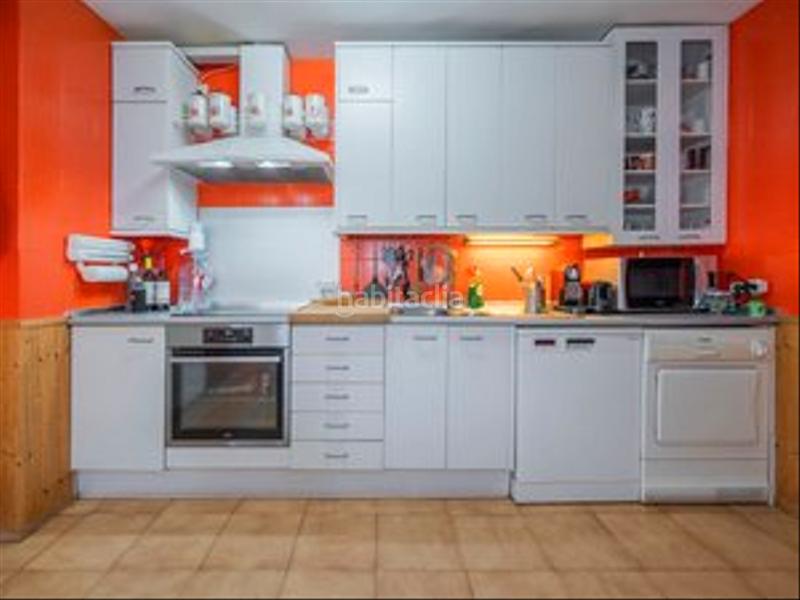 Foto 36a8b661-d823-45de-acc6-f629079bae09. Doppelhaus mit parking pool in Campodón-Ventorro del Cano Alcorcón