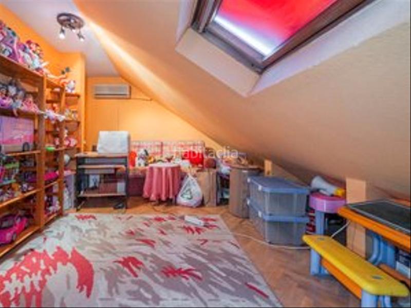 Foto 5281e5de-4d31-4009-ad2e-4faf9e9d900a. Doppelhaus mit parking pool in Campodón-Ventorro del Cano Alcorcón