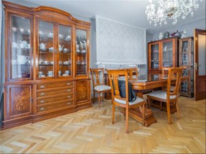 Foto 5bcfe769-ba68-440d-bdb3-3b03b3570a83. Doppelhaus mit parking pool in Campodón-Ventorro del Cano Alcorcón