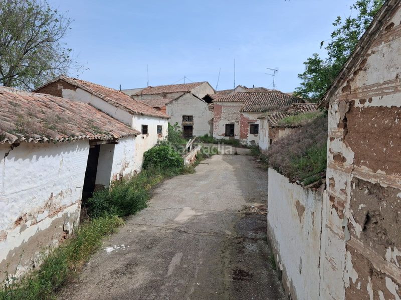 Foto d92f4790-c41d-4fa4-a65b-c60abc44aee0. Edifici a travesía del álamo 6 a Polán