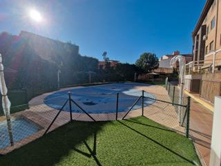 Apartament  Plaza cuevas de la barrera. Apartamento con garaje y piscina
