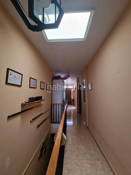 Foto cdbf7447-dfd7-435c-832f-358333662fce. Casa adosada en Dosbarrios