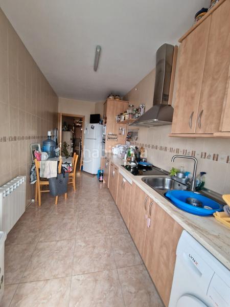 Foto ee7a3f12-8147-4178-9274-c36fec9977fc. Casa adosada en Dosbarrios