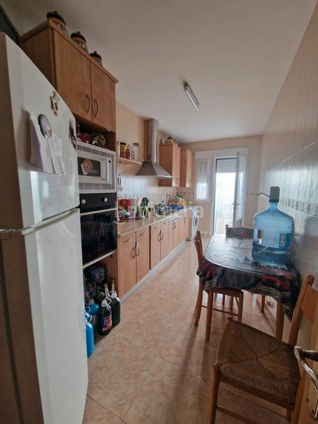 Foto ccd810bb-a05b-4bac-bf40-a2428999377b. Casa adossada amb aparcament a Dosbarrios