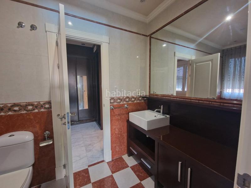 Foto 207c9fb8-2971-479d-ae1c-47fc7c9e3581. Chalet with heating parking pool in Cuevas-Ilustración Ciempozuelos