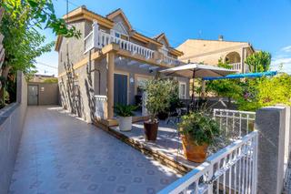 Chalet in Santiago de La Ribera