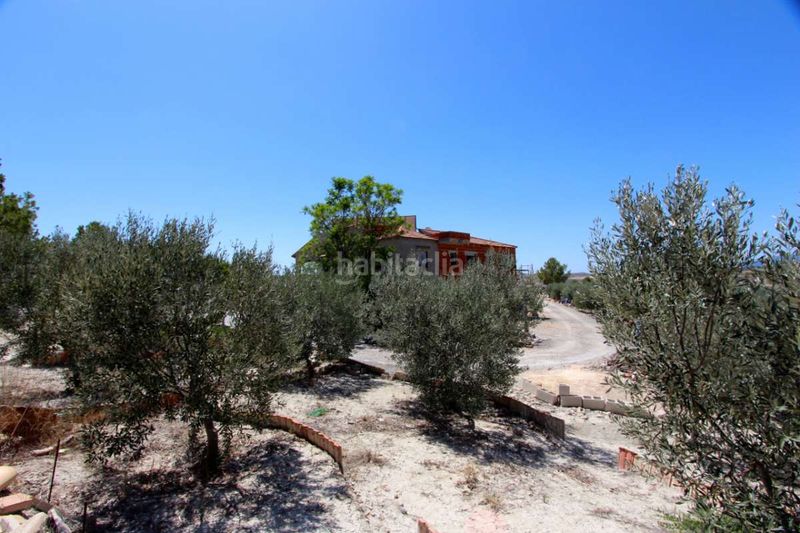 Foto f5d9fda2-93b1-4ea6-8c47-3ebba76f6eed. Casa a Albudeite
