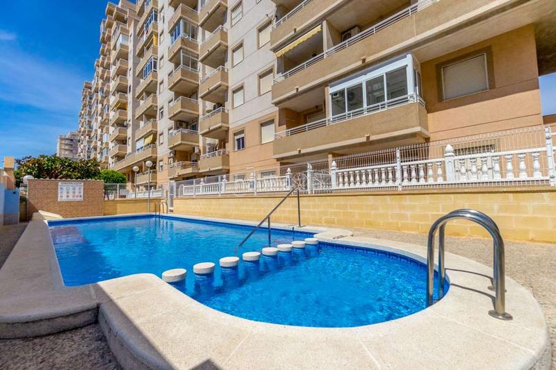Foto 6e2eebc4-89a7-47a6-bb7c-ab3fd1578c96. Apartment with pool in nueva Torrevieja Torrevieja