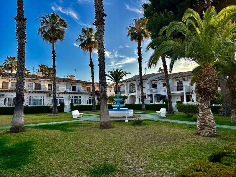 Foto c47887ce-88dd-4ef1-9246-f5871bb9fbe2. Casa amb piscina a Los Balcones-Los Altos Torrevieja