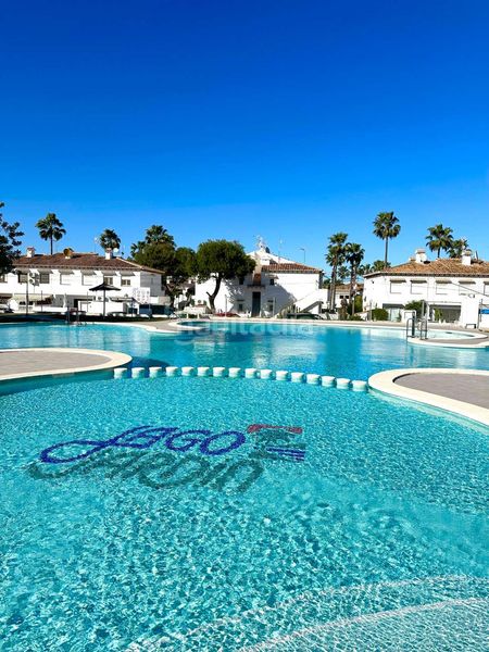 Foto d3dd3ba5-c898-4fe7-bc15-9d2f72037490. Casa amb piscina a Los Balcones-Los Altos Torrevieja