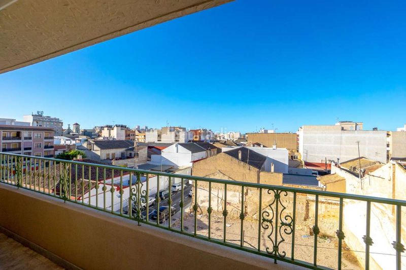 Foto e1dfcf63-209e-4917-90d2-609845bd7c1a. Apartament a Almoradí