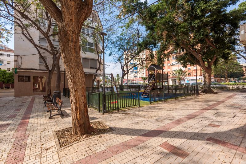 Foto 131eb2fb-f4dd-4384-a9dc-fa8231358871. Alquiler piso en calle doctor mañas bernabéu 9 ¿a qué esperas? en Málaga