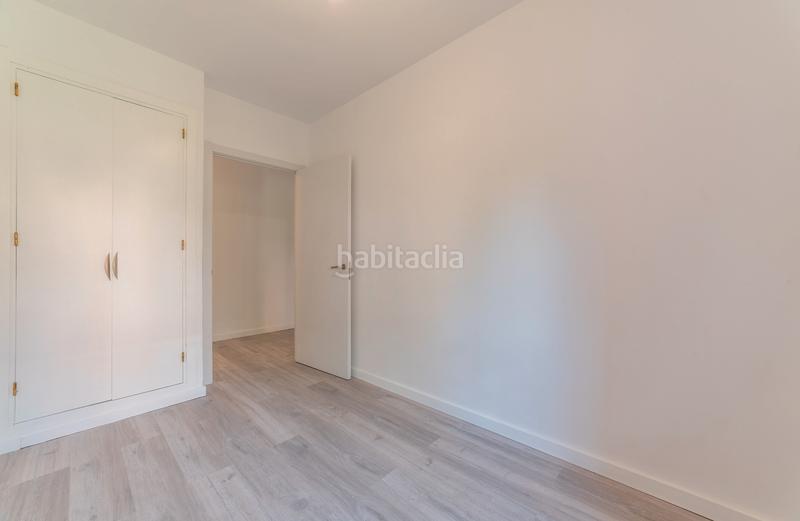 Foto 1a3dd1b4-43b8-422b-9920-af46fab78709. Pis amb aparcament a Solymar Benalmádena