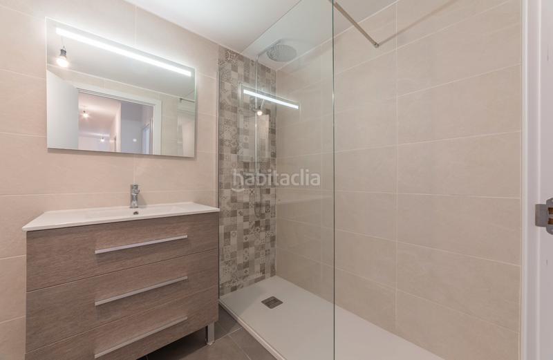 Foto ae7622d0-a058-41bd-ba06-f187a7f16896. Pis amb aparcament a Solymar Benalmádena