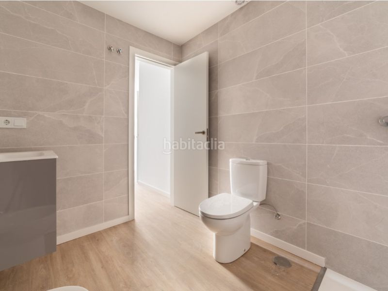 Foto 2d5602c3-48c3-4fcd-a09b-d107cb67f301. Pis amb aparcament a Los Almendros - El Limonero - El Tomillar Málaga