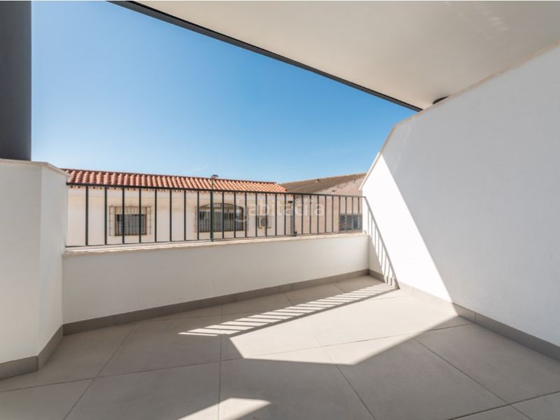 Foto bc74ff80-7020-4c17-a1cf-f28d900630b9. Pis amb aparcament a Los Almendros - El Limonero - El Tomillar Málaga