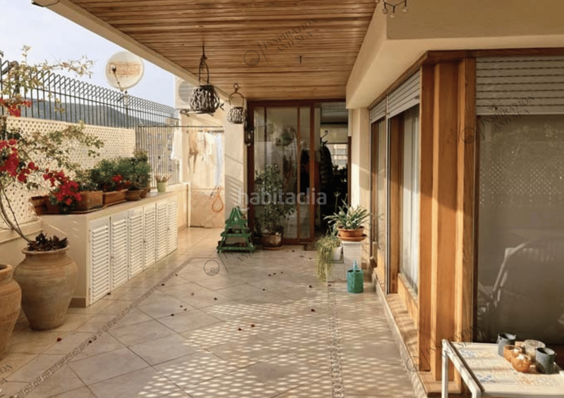 Foto f21fedd6-8268-443c-9129-a0e8712cb5bd. Appartement avec chauffage parking dans S´Eixample-Can Misses Ibiza