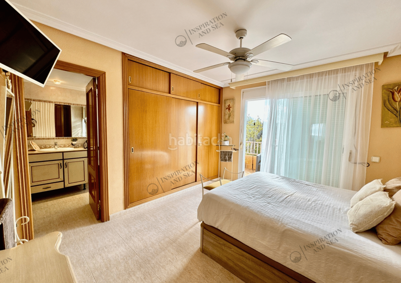 Foto 6f0d0df1-4c84-43b9-add1-43e66f90fa86. Maison jumelée avec piscine dans S´Eixample-Can Misses Ibiza