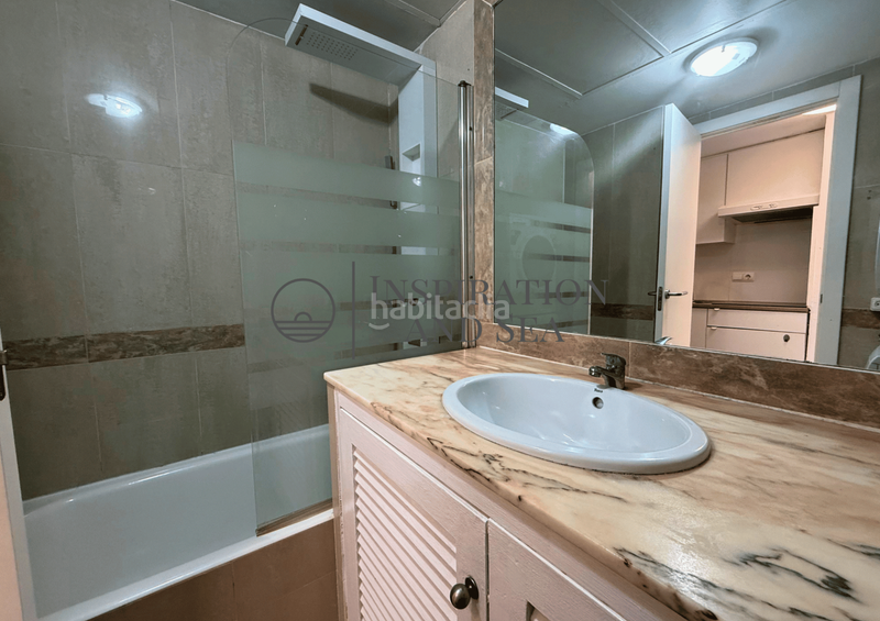 Foto 89c57679-6912-494d-b357-00b6351f330e. Etagenwohnung mit heizung pool in Santa Eulària des riu Santa Eulària