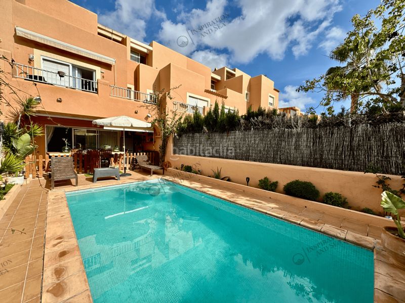Foto b84380f8-1d56-4de3-b663-31a357f66e42. Rent duplex with heating pool in S´Eixample-Can Misses Ibiza