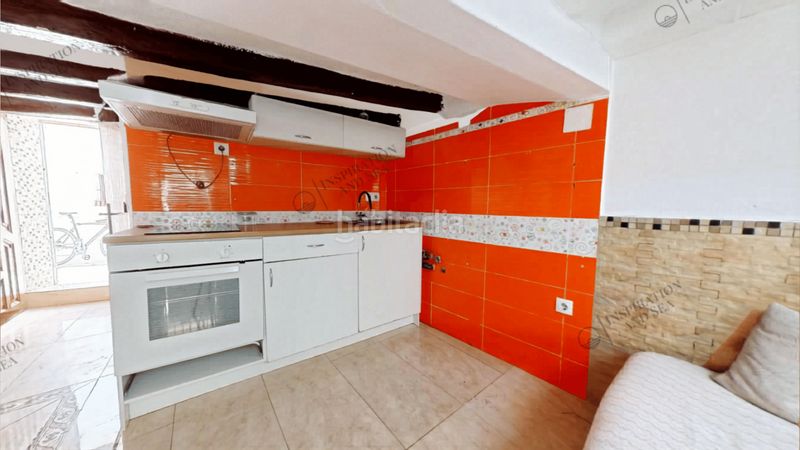 Foto 0f2f083e-5977-4e76-b088-9b00f5f47b95. Estudi amb calefacció a Dalt Vila-La Marina Ibiza