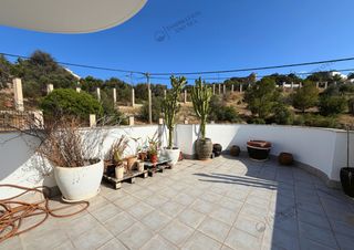 Flat in Puig des Molins. Piso con gran terraza y vistas despejadas
