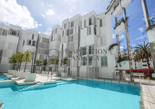 Appartamento in Marina Botafoc-Talamanca. Exclusivo apartamento en patio blanco, marina botafoch