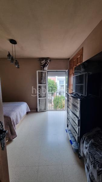 Foto f0cd3cc9-2fa3-41ee-8c48-b7caa8a337c8. Reihenhaus mit kamin parking in Taraguilla-Estación San Roque