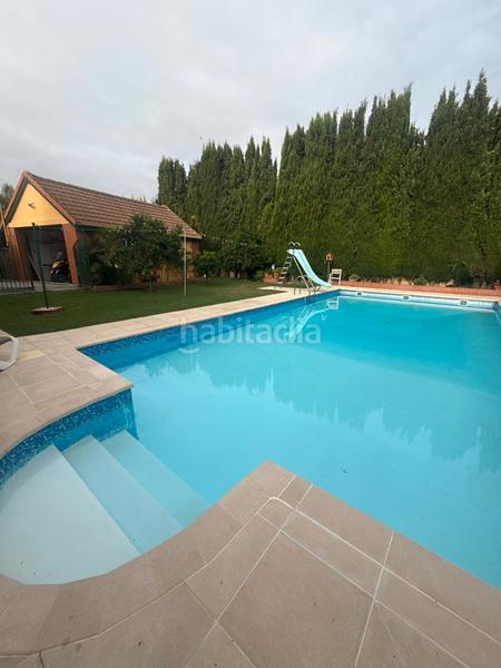 Foto 29c94aba-058e-4918-9c8e-4e4248ce1f64. Chalet con camino parcheggio piscina in El Zabal-Santa Margarita Línea de la Concepción (La)