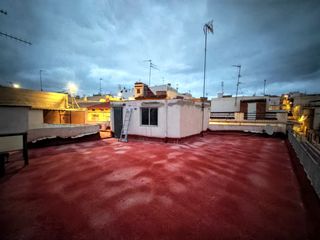 Casa a Casco Antiguo. Casa con gran terraza en pleno centro de águilas