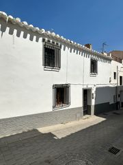 Maison jumelée à Vélez - Rubio. Casa con encanto y gran potencial en el centro histórico