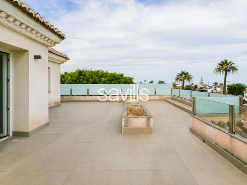 Foto 1ce86973-367e-4d87-88ad-207a23e8faa4. Chalet mit parking in La Cala del Moral Rincón de la Victoria