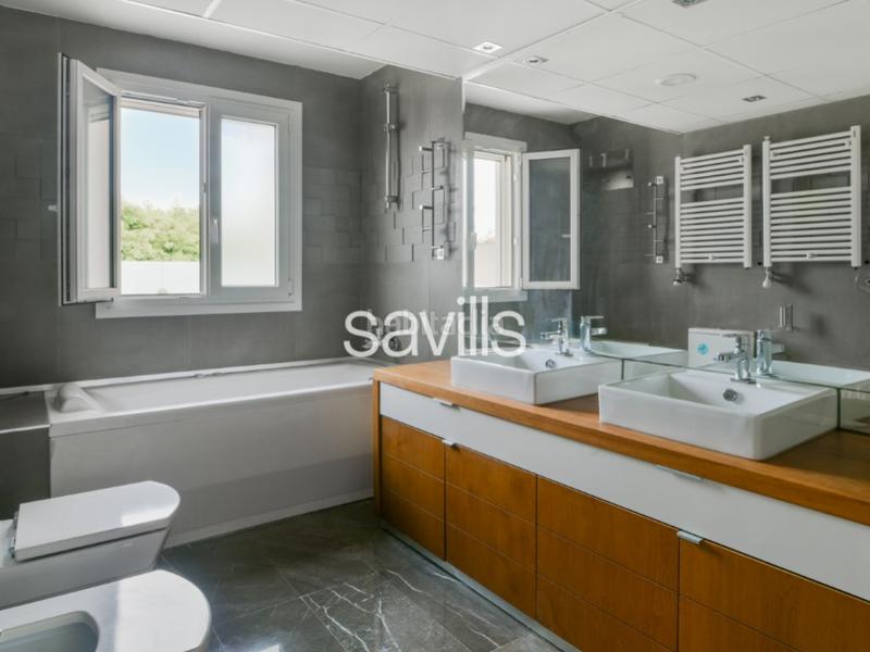 Foto e2bb1411-b93b-4df5-8f1e-c82ff0d79ba9. Chalet mit parking in La Cala del Moral Rincón de la Victoria